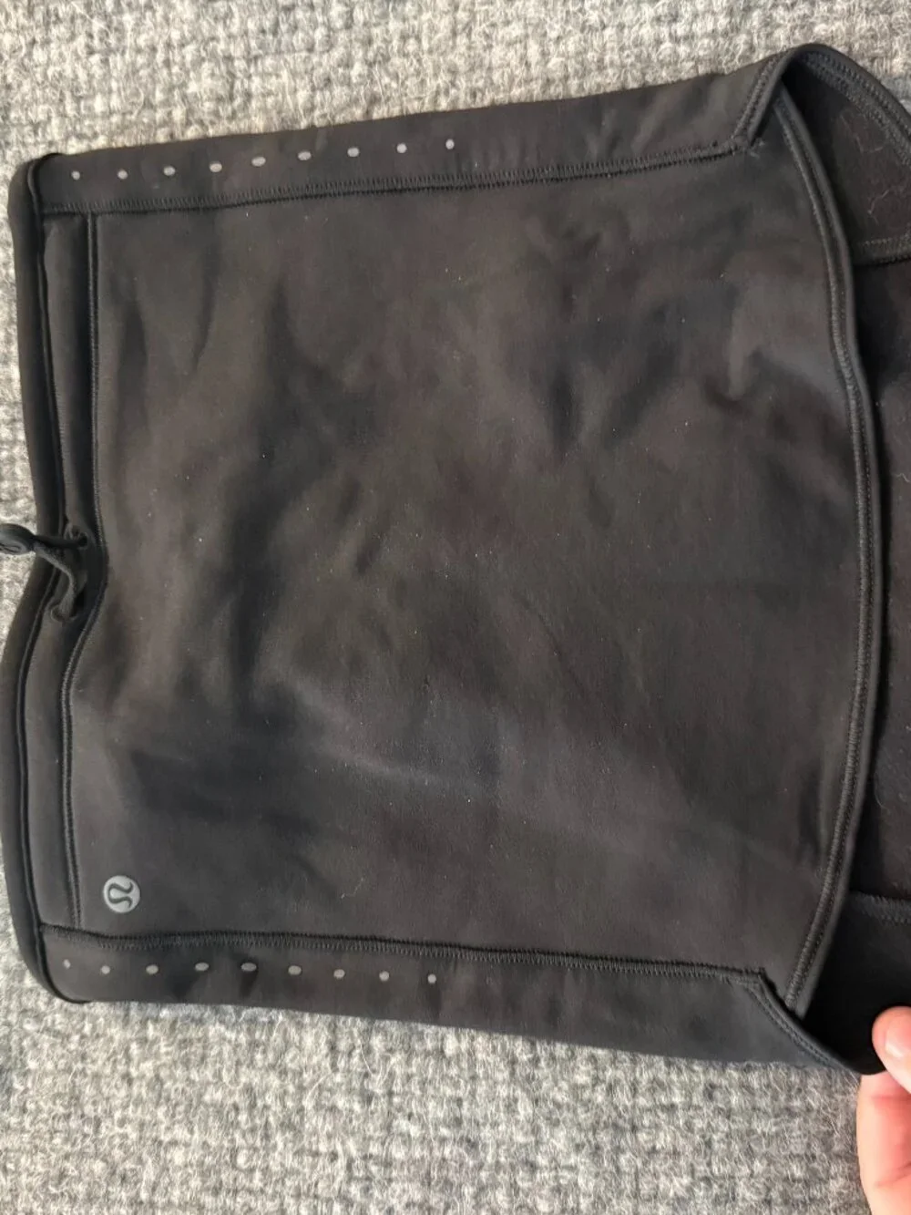 Lululemon Run for It All Neck Warmer Black
